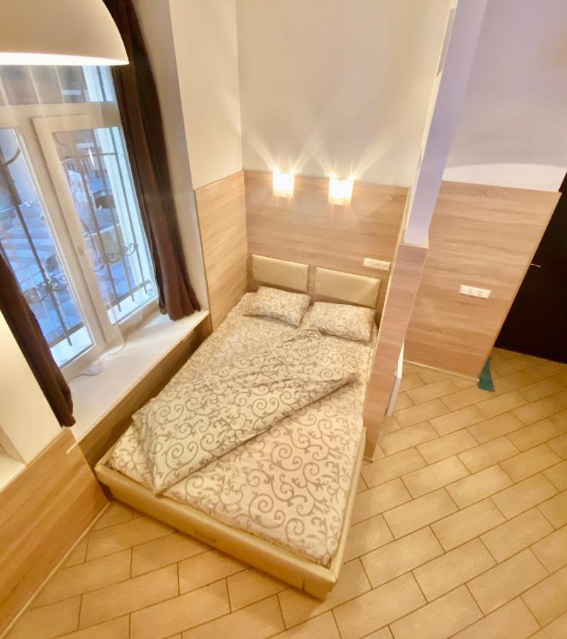 Міні-Апартаменти В Центрі Для 2-Х Гостей Lviv Eksteriør bilde